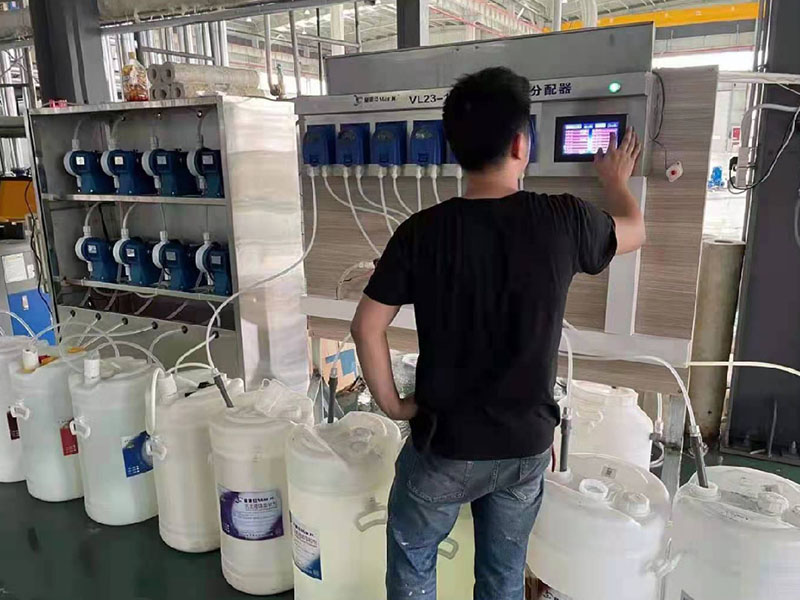 富全自动进料-01